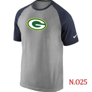 Gorgeous Green Bay Packers Ash Tri Big Play Raglan NFL T Shirt Grey/Navy Blue a must have addition to your collection